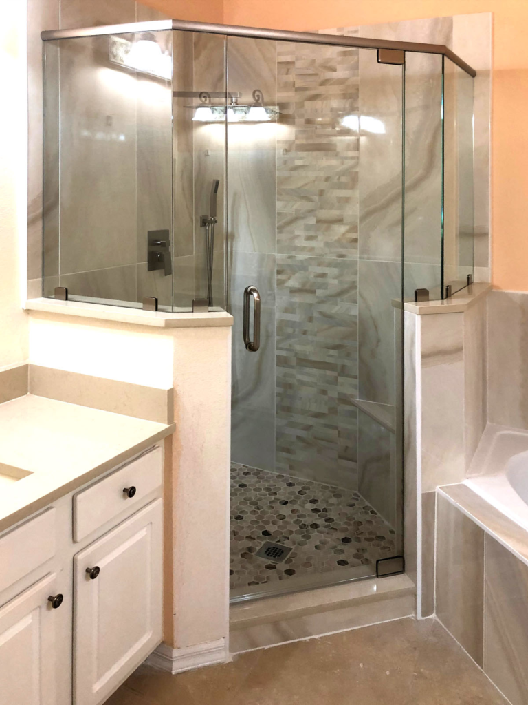 Double Neo Pivot Door Enclosure